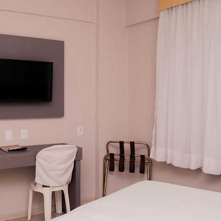Abba Hotel Betim Exterior foto